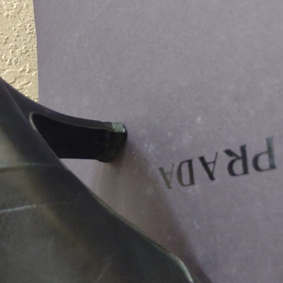 Prada black leather calf zip up boot w/ go go heel - Picture 6 of 7